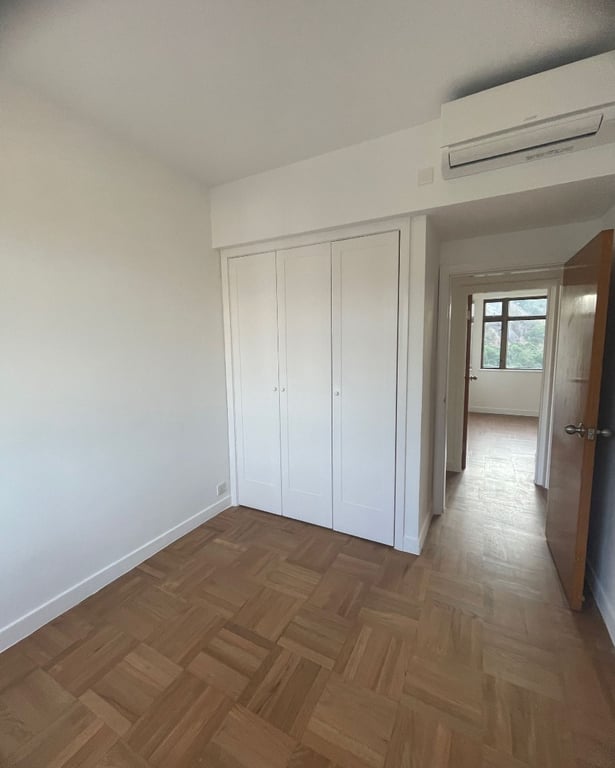 https://img.propertyraptor.com/cdn-cgi/imagedelivery/KD5bF_AFL0JDTbKLWF7z9g/ap8/ap8_001/hornet/prp/img/3e909c09babb68460ad17bec2711f35d-wtm.jpg/public