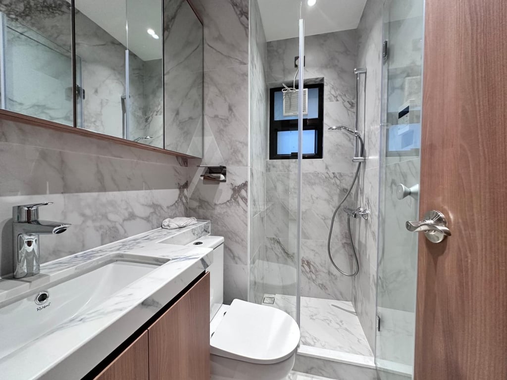 https://img.propertyraptor.com/cdn-cgi/imagedelivery/KD5bF_AFL0JDTbKLWF7z9g/ap8/ap8_001/hornet/prp/img/3e956ee068a8a382c372cc0709fdc05a-wtm.jpg/public