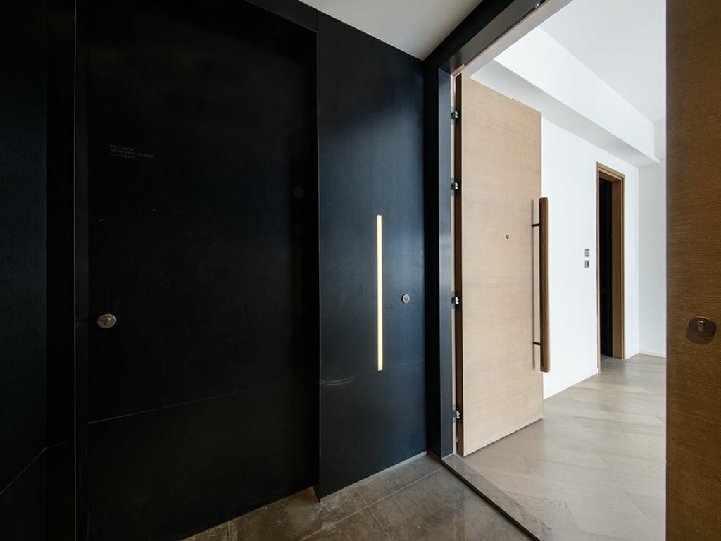 https://img.propertyraptor.com/cdn-cgi/imagedelivery/KD5bF_AFL0JDTbKLWF7z9g/ap8/ap8_001/hornet/prp/img/3eae43510ab54d41c719c976339b763d.jpg/public
