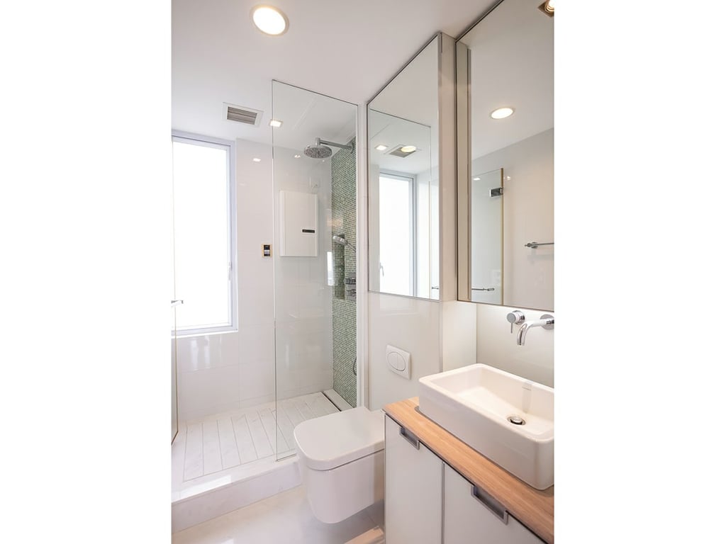 https://img.propertyraptor.com/cdn-cgi/imagedelivery/KD5bF_AFL0JDTbKLWF7z9g/ap8/ap8_001/hornet/prp/img/3ebafbaaabc31a4c0e73f18046a02310.jpg/public