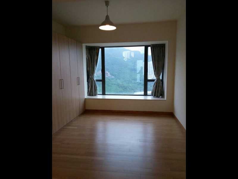 https://img.propertyraptor.com/cdn-cgi/imagedelivery/KD5bF_AFL0JDTbKLWF7z9g/ap8/ap8_001/hornet/prp/img/3f6f7d7d174702a1ee388f1c16b42e60.jpg/public