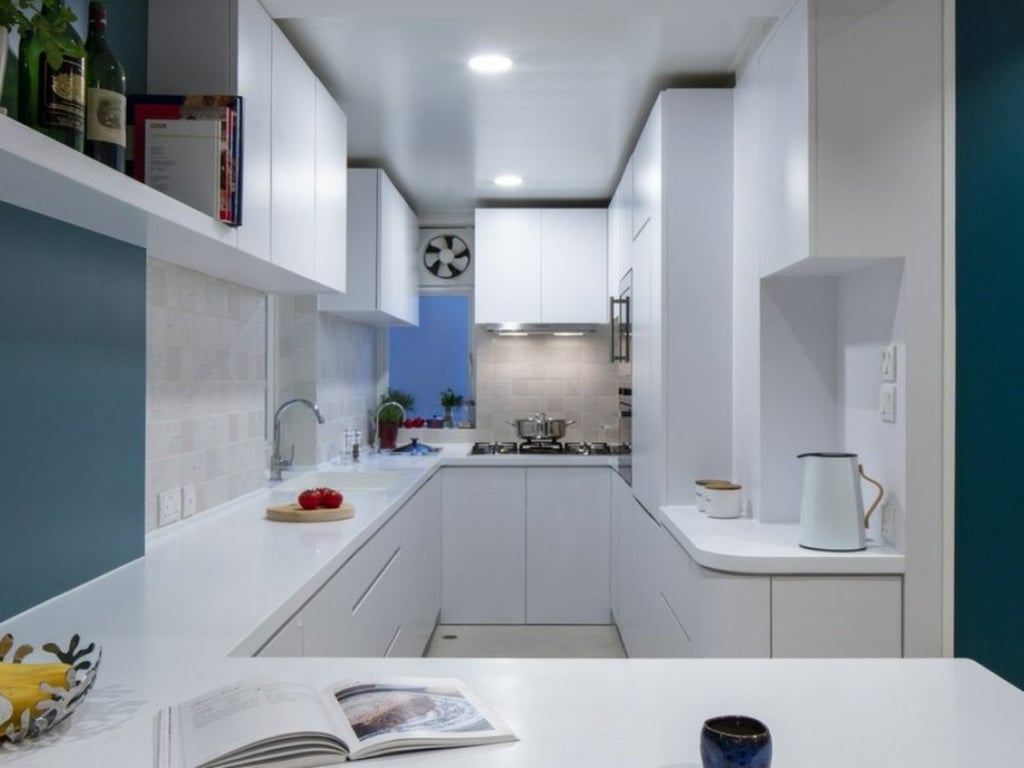 https://img.propertyraptor.com/cdn-cgi/imagedelivery/KD5bF_AFL0JDTbKLWF7z9g/ap8/ap8_001/hornet/prp/img/3f80fdb2111951479137dc1691f62321.jpg/public