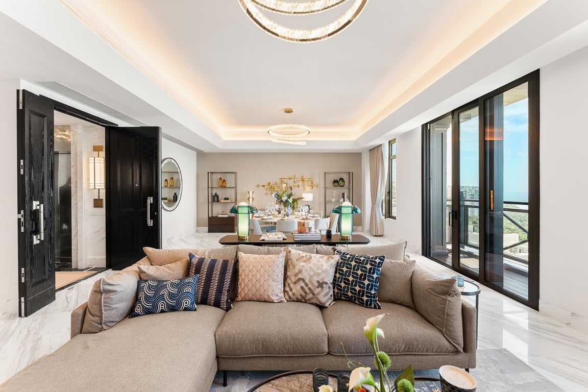 https://img.propertyraptor.com/cdn-cgi/imagedelivery/KD5bF_AFL0JDTbKLWF7z9g/ap8/ap8_001/hornet/prp/img/3f96990a336daf6e80f6ecb0d0c0d884-wtm.jpg/public