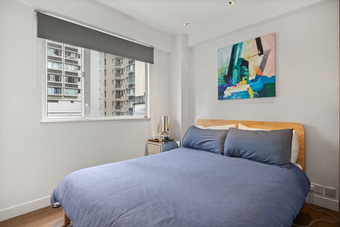 https://img.propertyraptor.com/cdn-cgi/imagedelivery/KD5bF_AFL0JDTbKLWF7z9g/ap8/ap8_001/hornet/prp/img/3ff0ba3062859242f51b2e6b87f22224-wtm.jpg/public