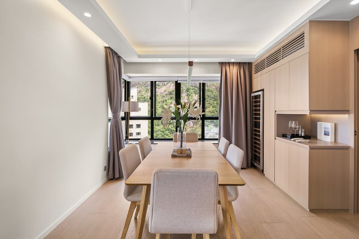 https://img.propertyraptor.com/cdn-cgi/imagedelivery/KD5bF_AFL0JDTbKLWF7z9g/ap8/ap8_001/hornet/prp/img/406d895b6aa6a953549828a887f602aa-wtm.jpg/public