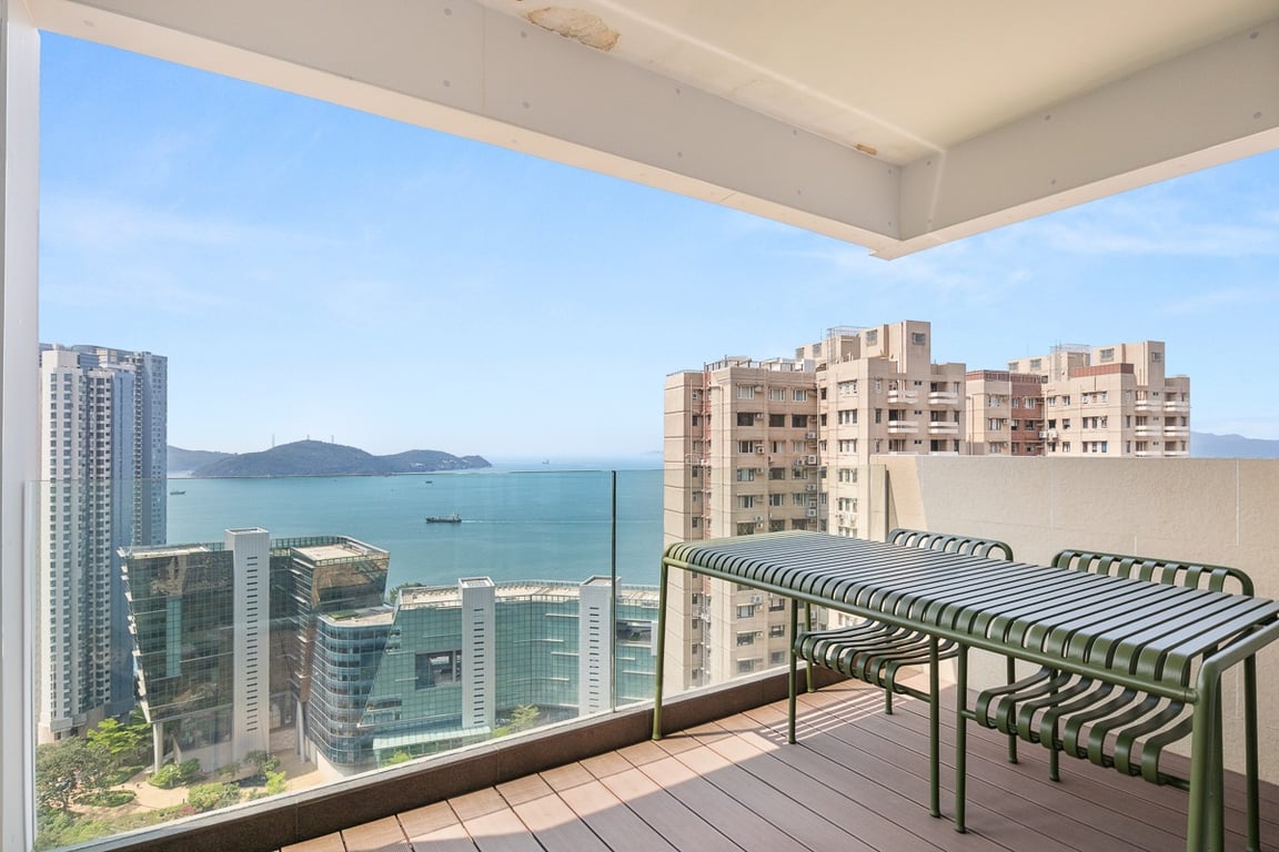https://img.propertyraptor.com/cdn-cgi/imagedelivery/KD5bF_AFL0JDTbKLWF7z9g/ap8/ap8_001/hornet/prp/img/40a2feedf01fe4d0bf312b132ff66b19-wtm.jpg/public