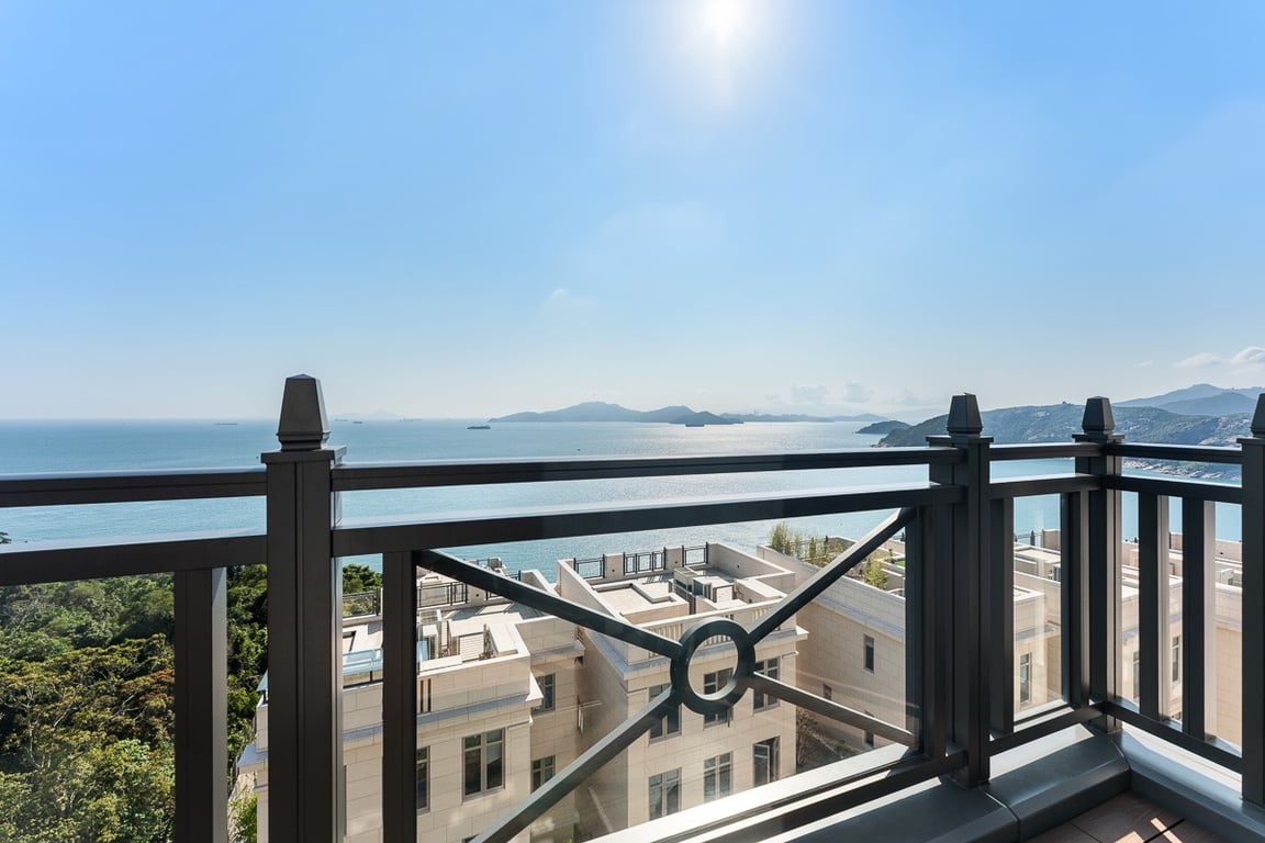 https://img.propertyraptor.com/cdn-cgi/imagedelivery/KD5bF_AFL0JDTbKLWF7z9g/ap8/ap8_001/hornet/prp/img/41a451d450ddd09e438459a08fbe99ba-wtm.jpg/public
