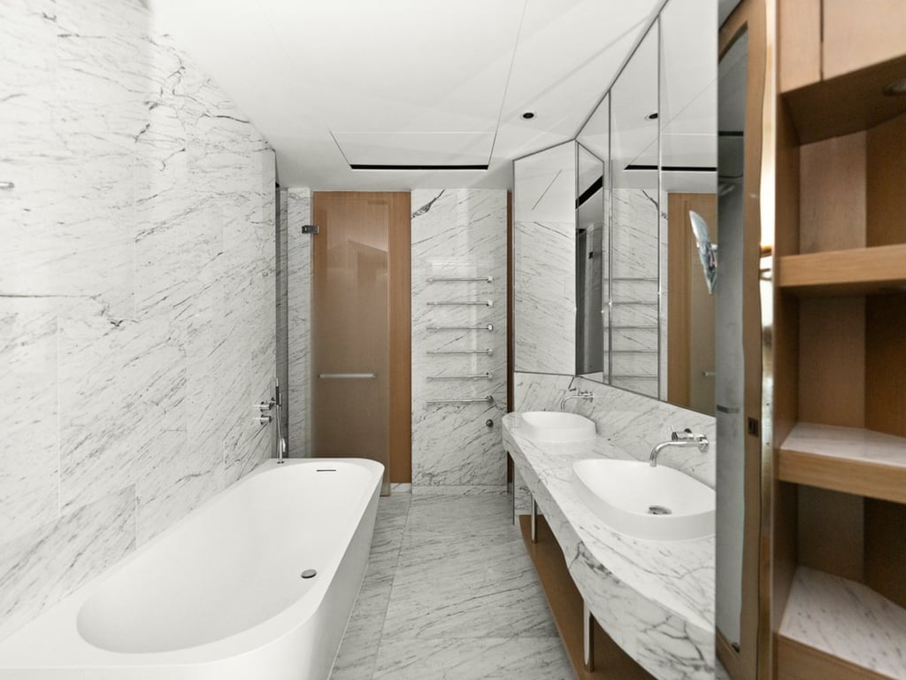 https://img.propertyraptor.com/cdn-cgi/imagedelivery/KD5bF_AFL0JDTbKLWF7z9g/ap8/ap8_001/hornet/prp/img/41b6cdeefdb1a683ae79406958ef649c-wtm.jpg/public