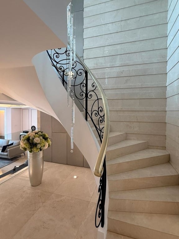https://img.propertyraptor.com/cdn-cgi/imagedelivery/KD5bF_AFL0JDTbKLWF7z9g/ap8/ap8_001/hornet/prp/img/41c0d24fab62170ff998785c08d66658-wtm.jpg/public