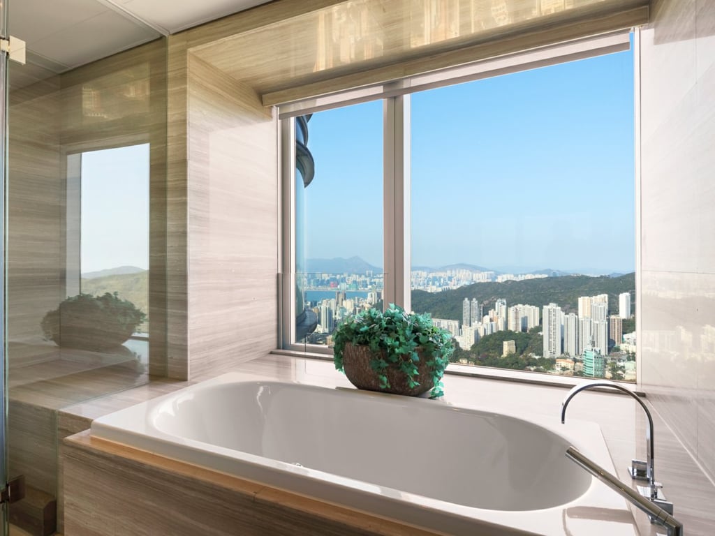 https://img.propertyraptor.com/cdn-cgi/imagedelivery/KD5bF_AFL0JDTbKLWF7z9g/ap8/ap8_001/hornet/prp/img/422b216363460ddbab1295a6b8003546.jpg/public