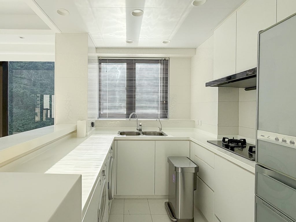 https://img.propertyraptor.com/cdn-cgi/imagedelivery/KD5bF_AFL0JDTbKLWF7z9g/ap8/ap8_001/hornet/prp/img/426fb68c57b0e554d75cb13bc4fbdddf-wtm.jpg/public