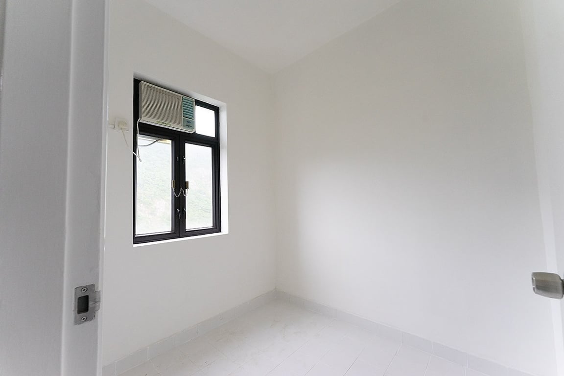 https://img.propertyraptor.com/cdn-cgi/imagedelivery/KD5bF_AFL0JDTbKLWF7z9g/ap8/ap8_001/hornet/prp/img/4295505ba4ff154eb895e4459ef010d8-wtm.jpg/public