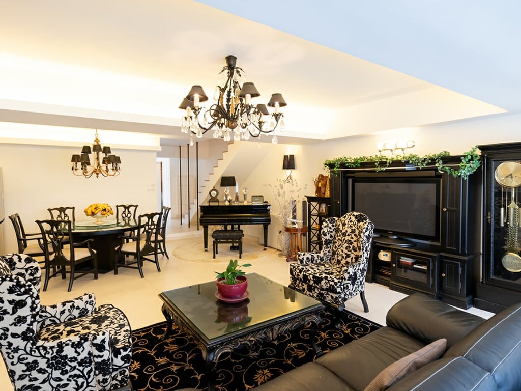https://img.propertyraptor.com/cdn-cgi/imagedelivery/KD5bF_AFL0JDTbKLWF7z9g/ap8/ap8_001/hornet/prp/img/432af82473cc0e10465413b072cc4382.jpg/public