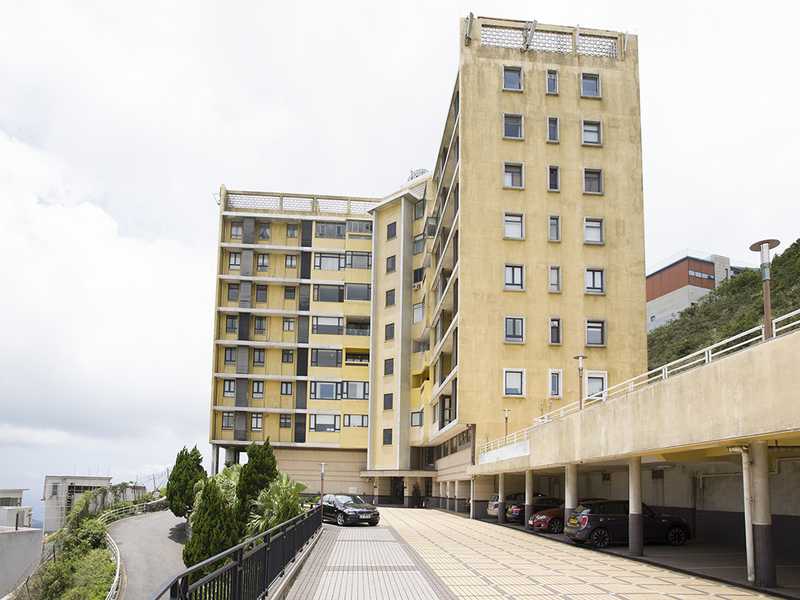 https://img.propertyraptor.com/cdn-cgi/imagedelivery/KD5bF_AFL0JDTbKLWF7z9g/ap8/ap8_001/hornet/prp/img/4424aeaf4797155123738072cac241f6.jpg/public