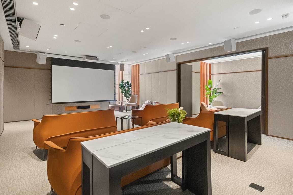 https://img.propertyraptor.com/cdn-cgi/imagedelivery/KD5bF_AFL0JDTbKLWF7z9g/ap8/ap8_001/hornet/prp/img/445cfb7fd4e04f6f37d4c49cd241506e-wtm.jpg/public