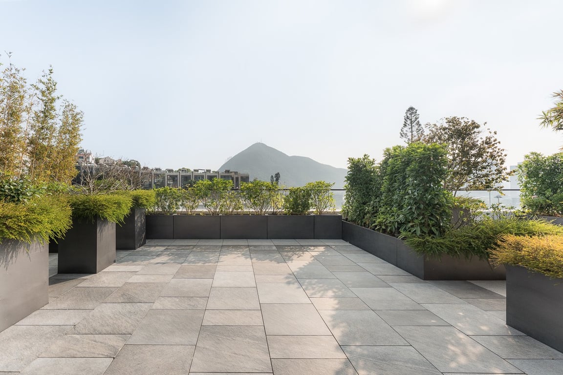 https://img.propertyraptor.com/cdn-cgi/imagedelivery/KD5bF_AFL0JDTbKLWF7z9g/ap8/ap8_001/hornet/prp/img/45694dea3ef38f1cd55288178b361146-wtm.jpg/public