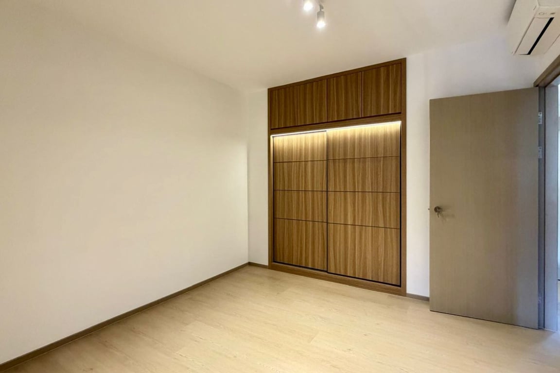 https://img.propertyraptor.com/cdn-cgi/imagedelivery/KD5bF_AFL0JDTbKLWF7z9g/ap8/ap8_001/hornet/prp/img/464288226f36f4fdd5d4406af8014fb1-wtm.jpg/public