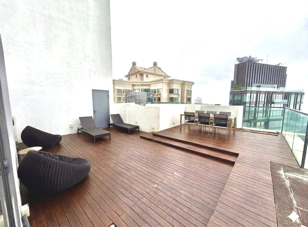 Azura Penthouse Duplex