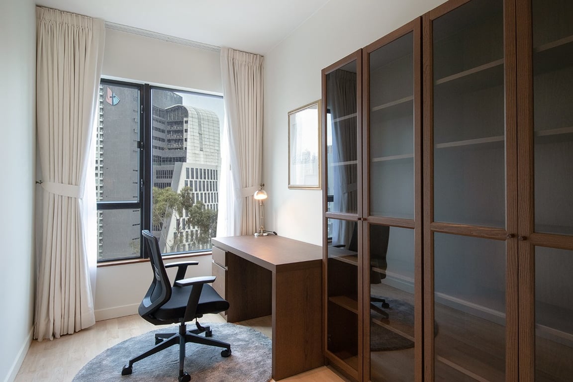 https://img.propertyraptor.com/cdn-cgi/imagedelivery/KD5bF_AFL0JDTbKLWF7z9g/ap8/ap8_001/hornet/prp/img/46a234c4a9c19eecbf981414d45c7b64-wtm.jpg/public