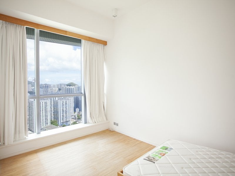 https://img.propertyraptor.com/cdn-cgi/imagedelivery/KD5bF_AFL0JDTbKLWF7z9g/ap8/ap8_001/hornet/prp/img/47f284bce93460d023e8967ced9e158e.jpg/public