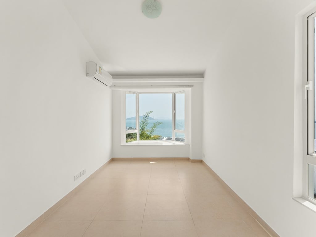 https://img.propertyraptor.com/cdn-cgi/imagedelivery/KD5bF_AFL0JDTbKLWF7z9g/ap8/ap8_001/hornet/prp/img/48364be5b7a9345dcd685a6b91dd6a4e.jpg/public