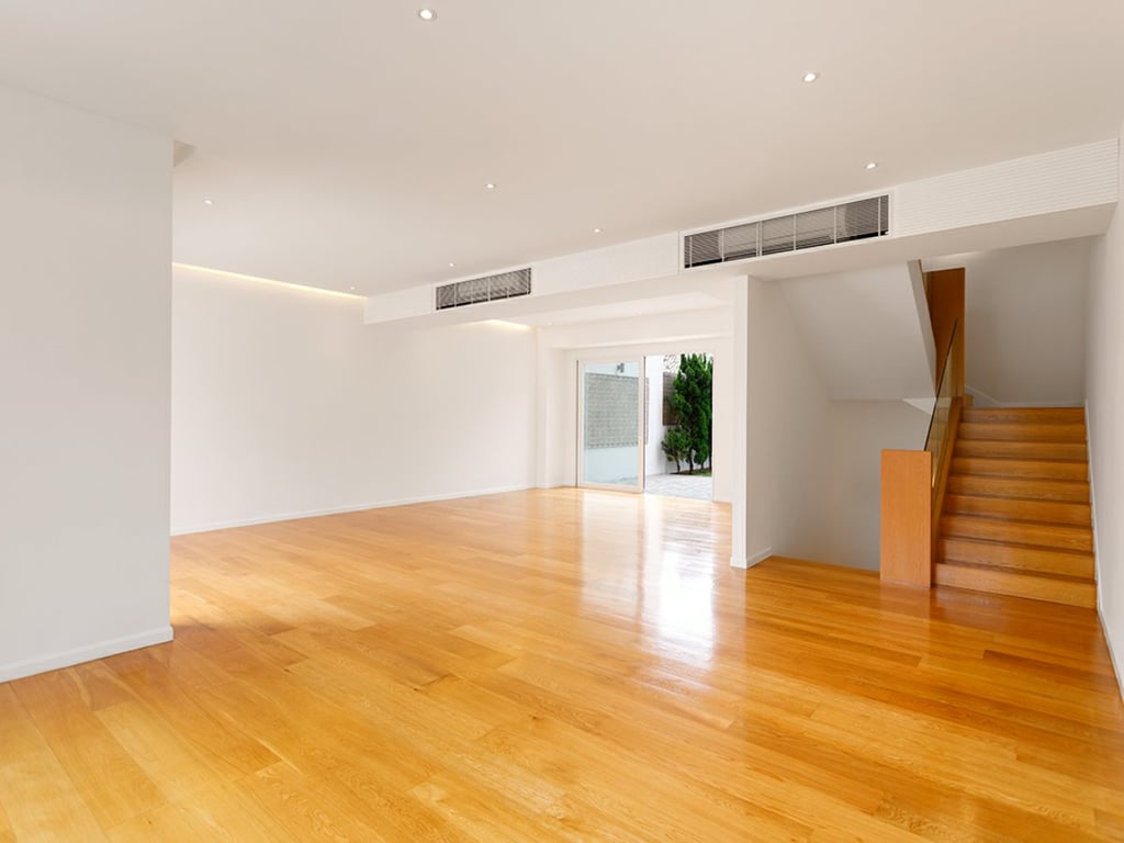 Redhill Peninsula - Palm Drive