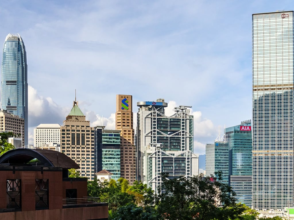 https://img.propertyraptor.com/cdn-cgi/imagedelivery/KD5bF_AFL0JDTbKLWF7z9g/ap8/ap8_001/hornet/prp/img/49a4faba653ef1b28dac60f2ff754989.jpg/public