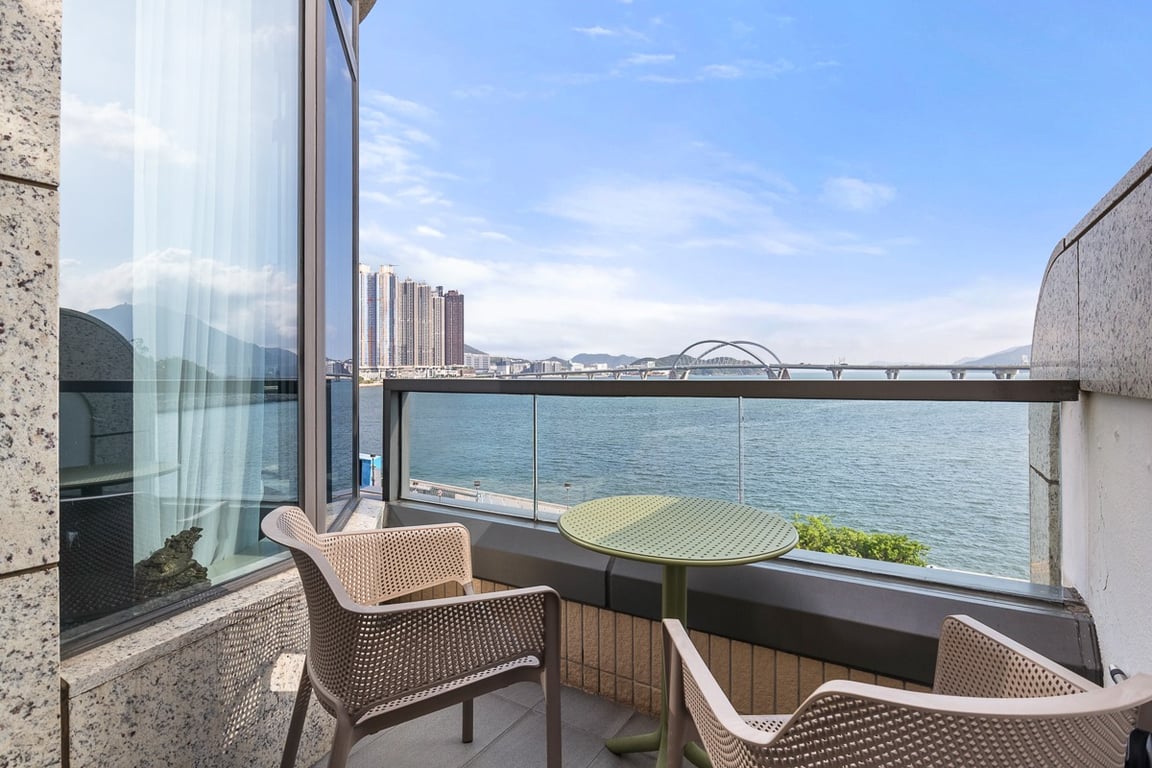 https://img.propertyraptor.com/cdn-cgi/imagedelivery/KD5bF_AFL0JDTbKLWF7z9g/ap8/ap8_001/hornet/prp/img/49f539110c621f10c9a81adb60829d39-wtm.jpg/public