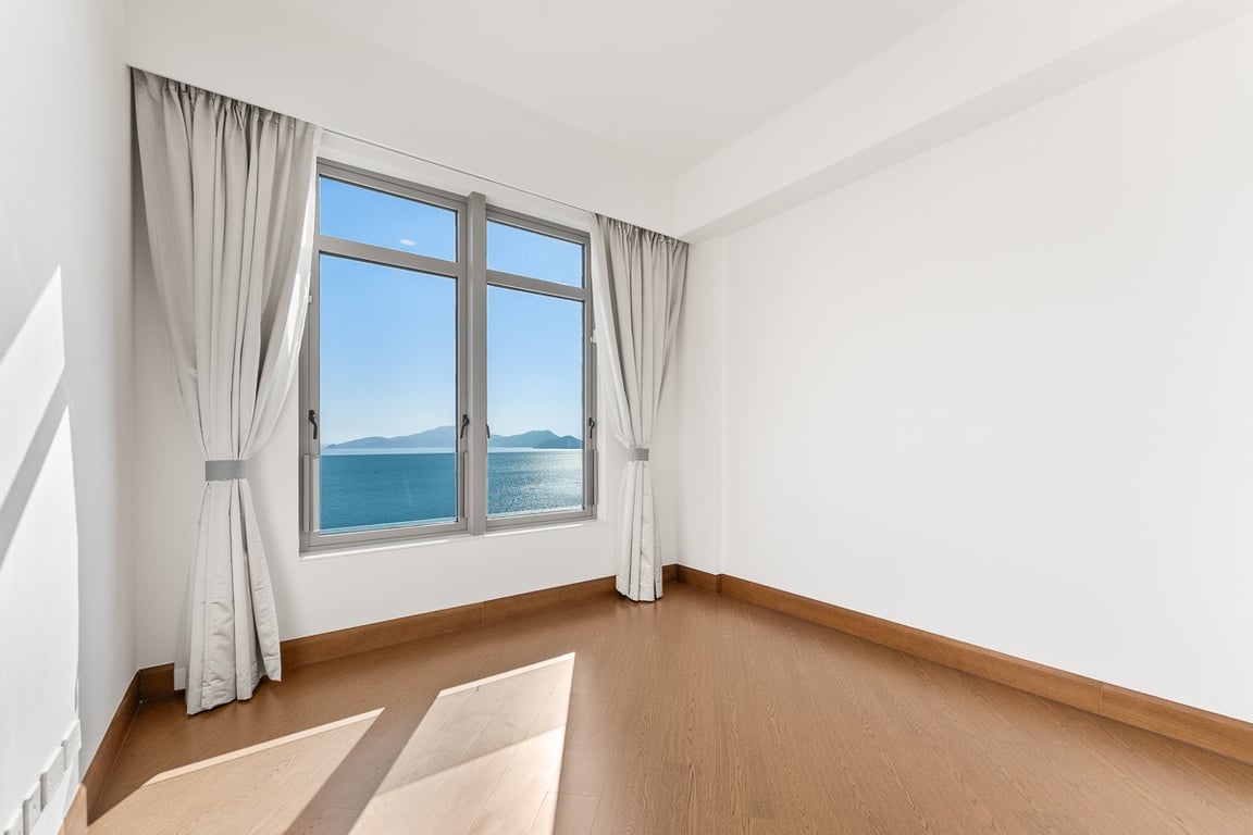 https://img.propertyraptor.com/cdn-cgi/imagedelivery/KD5bF_AFL0JDTbKLWF7z9g/ap8/ap8_001/hornet/prp/img/4a222487cb52ed3642ec2f90e38f56a1-wtm.jpg/public