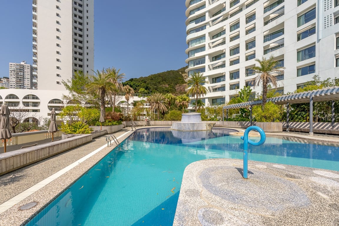 https://img.propertyraptor.com/cdn-cgi/imagedelivery/KD5bF_AFL0JDTbKLWF7z9g/ap8/ap8_001/hornet/prp/img/4a4473baa0e6f425a3c9c8001c60c1aa-wtm.jpg/public
