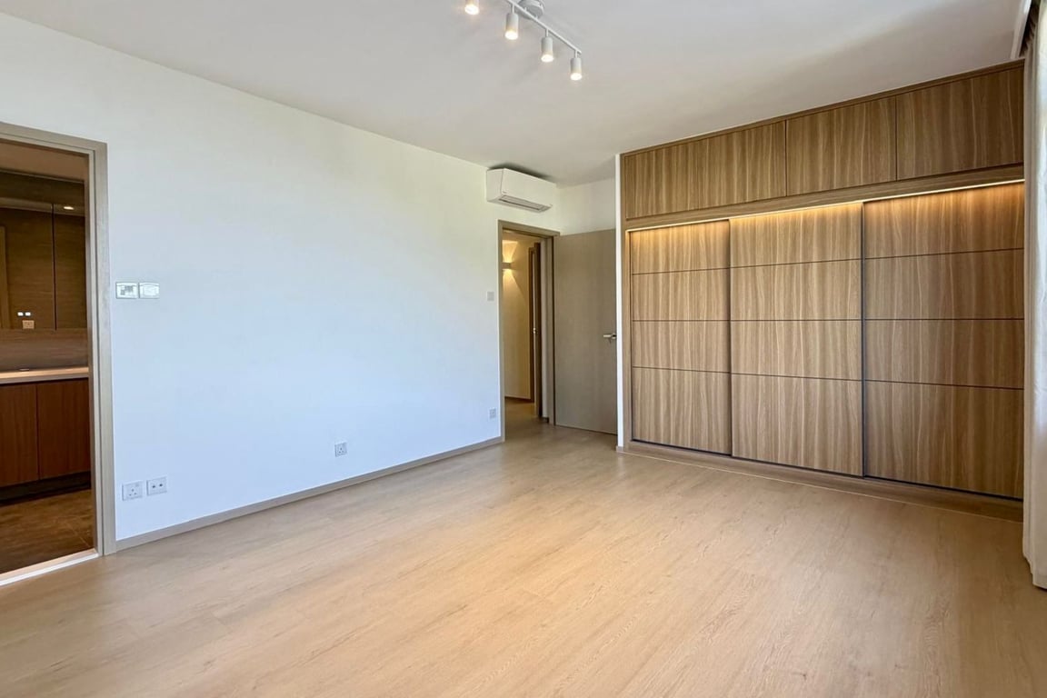 https://img.propertyraptor.com/cdn-cgi/imagedelivery/KD5bF_AFL0JDTbKLWF7z9g/ap8/ap8_001/hornet/prp/img/4ab910a7293ea125fc8bd735074e86d4-wtm.jpg/public