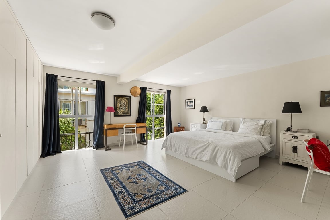https://img.propertyraptor.com/cdn-cgi/imagedelivery/KD5bF_AFL0JDTbKLWF7z9g/ap8/ap8_001/hornet/prp/img/4af1ca8cfc884b241e85b741f4d69f8e-wtm.jpg/public
