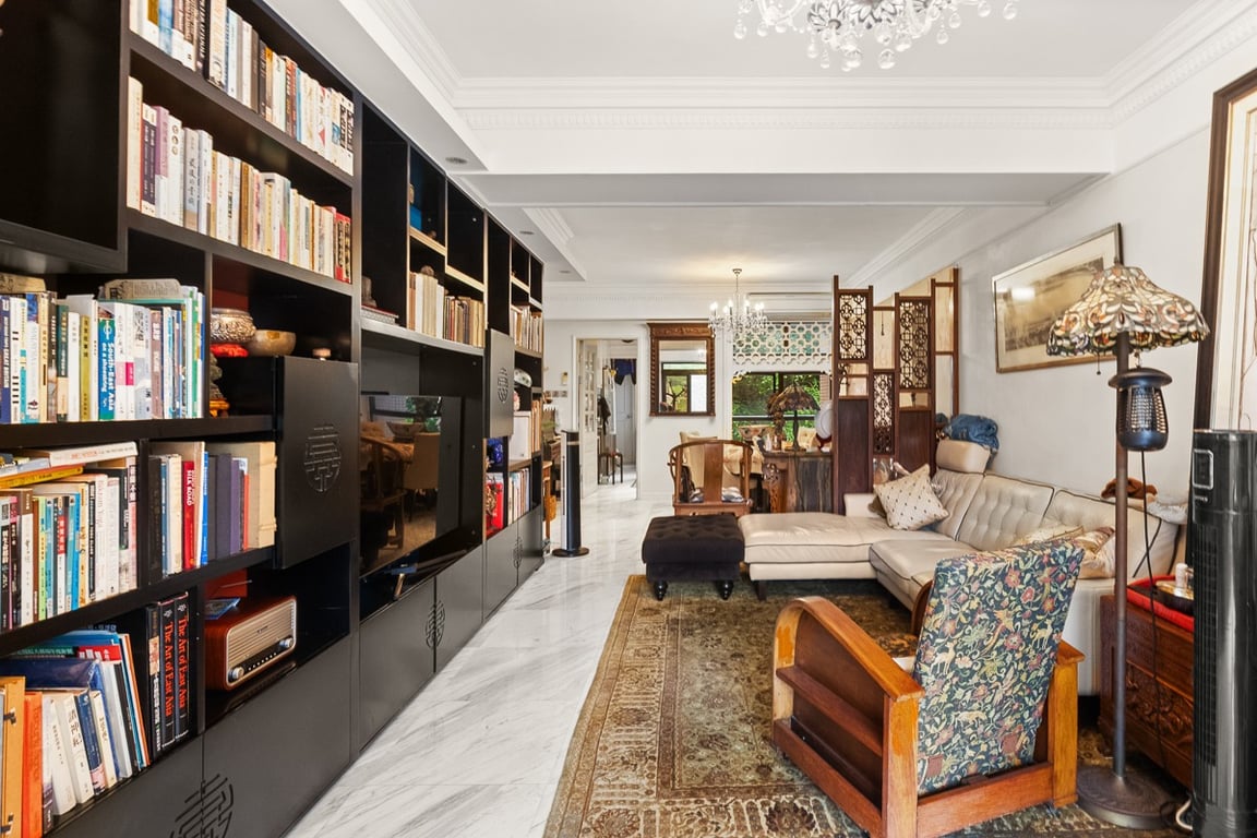https://img.propertyraptor.com/cdn-cgi/imagedelivery/KD5bF_AFL0JDTbKLWF7z9g/ap8/ap8_001/hornet/prp/img/4af7236beee4d15710455c1c0de50d13-wtm.jpg/public