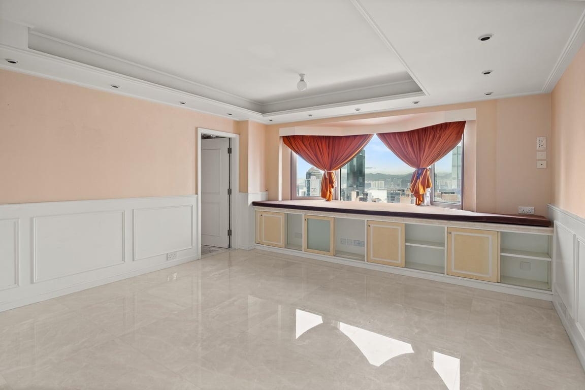 https://img.propertyraptor.com/cdn-cgi/imagedelivery/KD5bF_AFL0JDTbKLWF7z9g/ap8/ap8_001/hornet/prp/img/4b084c0695516a605961838908d1ffe9-wtm.jpg/public