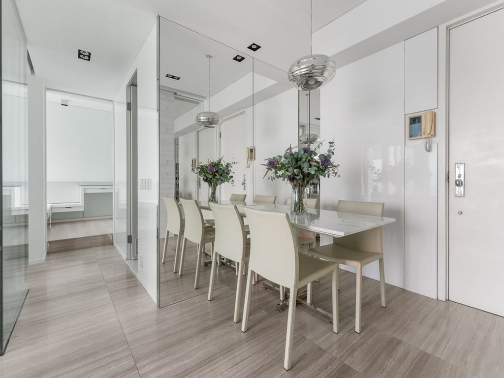 https://img.propertyraptor.com/cdn-cgi/imagedelivery/KD5bF_AFL0JDTbKLWF7z9g/ap8/ap8_001/hornet/prp/img/4b68cbbf27a1ad6d12757d1f97f63694.jpg/public