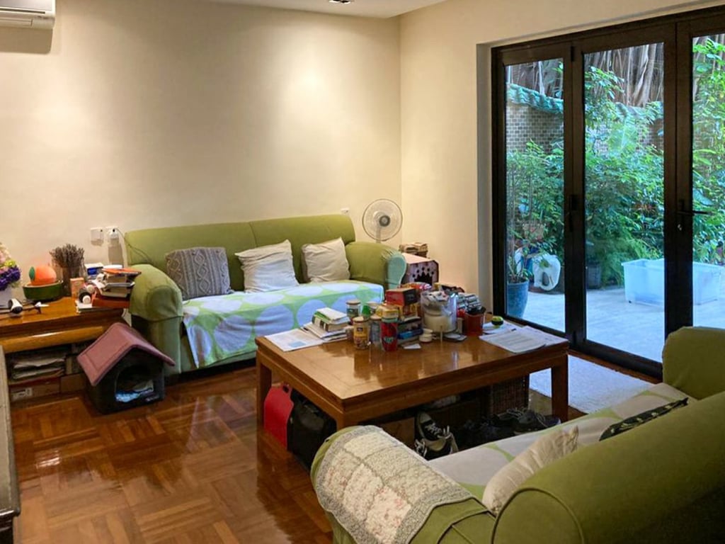 https://img.propertyraptor.com/cdn-cgi/imagedelivery/KD5bF_AFL0JDTbKLWF7z9g/ap8/ap8_001/hornet/prp/img/4b721de2ea6edfc20a59a380d767dfff.jpg/public