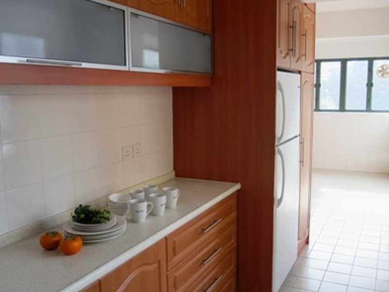 https://img.propertyraptor.com/cdn-cgi/imagedelivery/KD5bF_AFL0JDTbKLWF7z9g/ap8/ap8_001/hornet/prp/img/4bb64cd01c3a314f338f40201da0d1f1.jpg/public