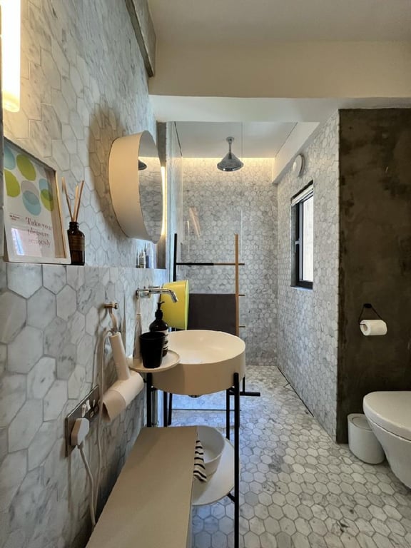 https://img.propertyraptor.com/cdn-cgi/imagedelivery/KD5bF_AFL0JDTbKLWF7z9g/ap8/ap8_001/hornet/prp/img/4bc7e3e959c0fdc2da6986325ab14af9.jpg/public