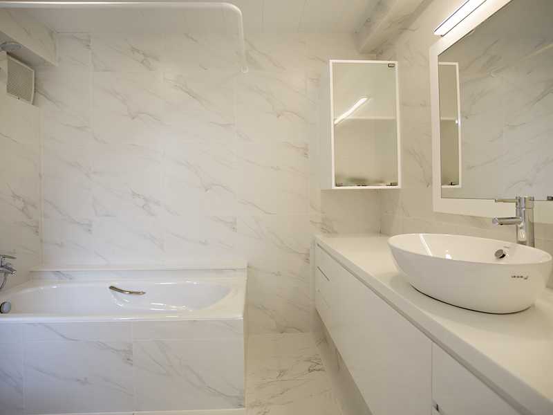 https://img.propertyraptor.com/cdn-cgi/imagedelivery/KD5bF_AFL0JDTbKLWF7z9g/ap8/ap8_001/hornet/prp/img/4bf3cf5a2b93b1ec45e134455ddba219.jpg/public