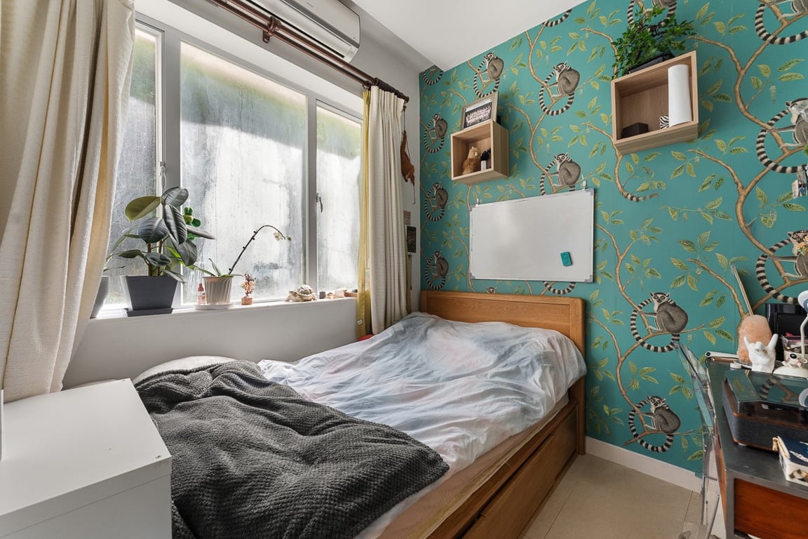https://img.propertyraptor.com/cdn-cgi/imagedelivery/KD5bF_AFL0JDTbKLWF7z9g/ap8/ap8_001/hornet/prp/img/4d2e3294e01443e0680aa7ac556b5577-wtm.jpg/public