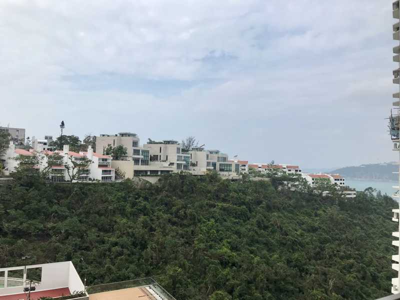 https://img.propertyraptor.com/cdn-cgi/imagedelivery/KD5bF_AFL0JDTbKLWF7z9g/ap8/ap8_001/hornet/prp/img/4d329ef74a95e7e8604da368c14e5ee8.jpg/public