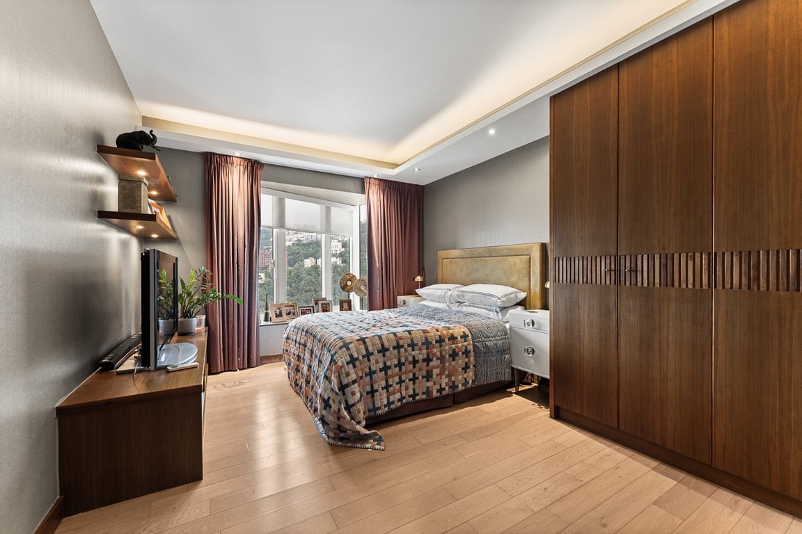 https://img.propertyraptor.com/cdn-cgi/imagedelivery/KD5bF_AFL0JDTbKLWF7z9g/ap8/ap8_001/hornet/prp/img/4d3d4ba89c4bc3a2e0e23c77850fbd53-wtm.jpg/public