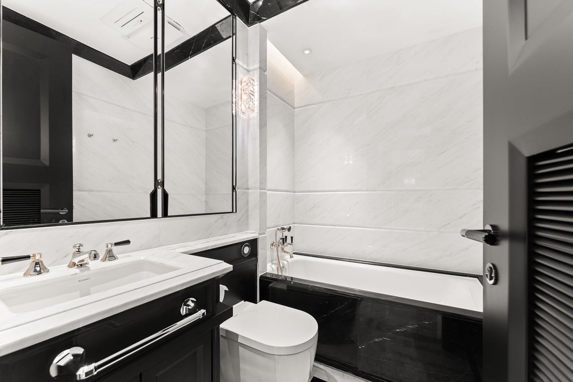 https://img.propertyraptor.com/cdn-cgi/imagedelivery/KD5bF_AFL0JDTbKLWF7z9g/ap8/ap8_001/hornet/prp/img/4dbc3c813bfc4f1e12ca7f377d3d07c7-wtm.jpg/public