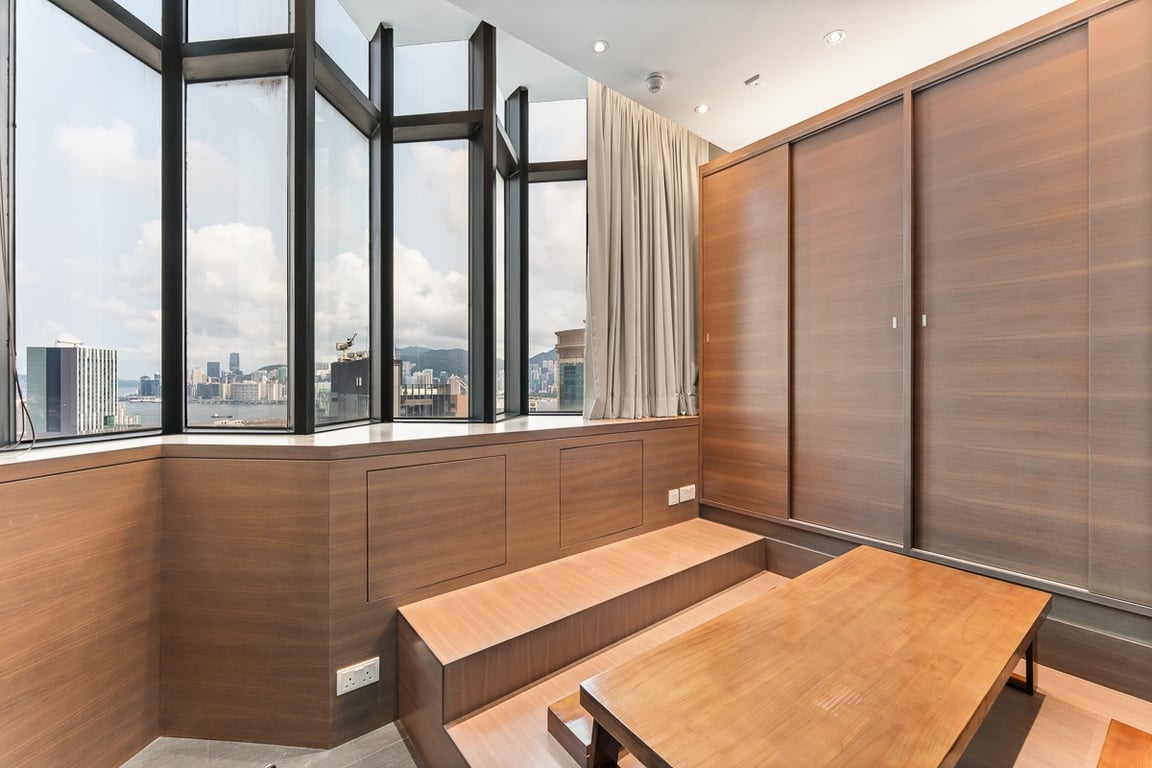 https://img.propertyraptor.com/cdn-cgi/imagedelivery/KD5bF_AFL0JDTbKLWF7z9g/ap8/ap8_001/hornet/prp/img/4e2cd886bbb3c6b8c8f6fd3d005a2d6a-wtm.jpg/public