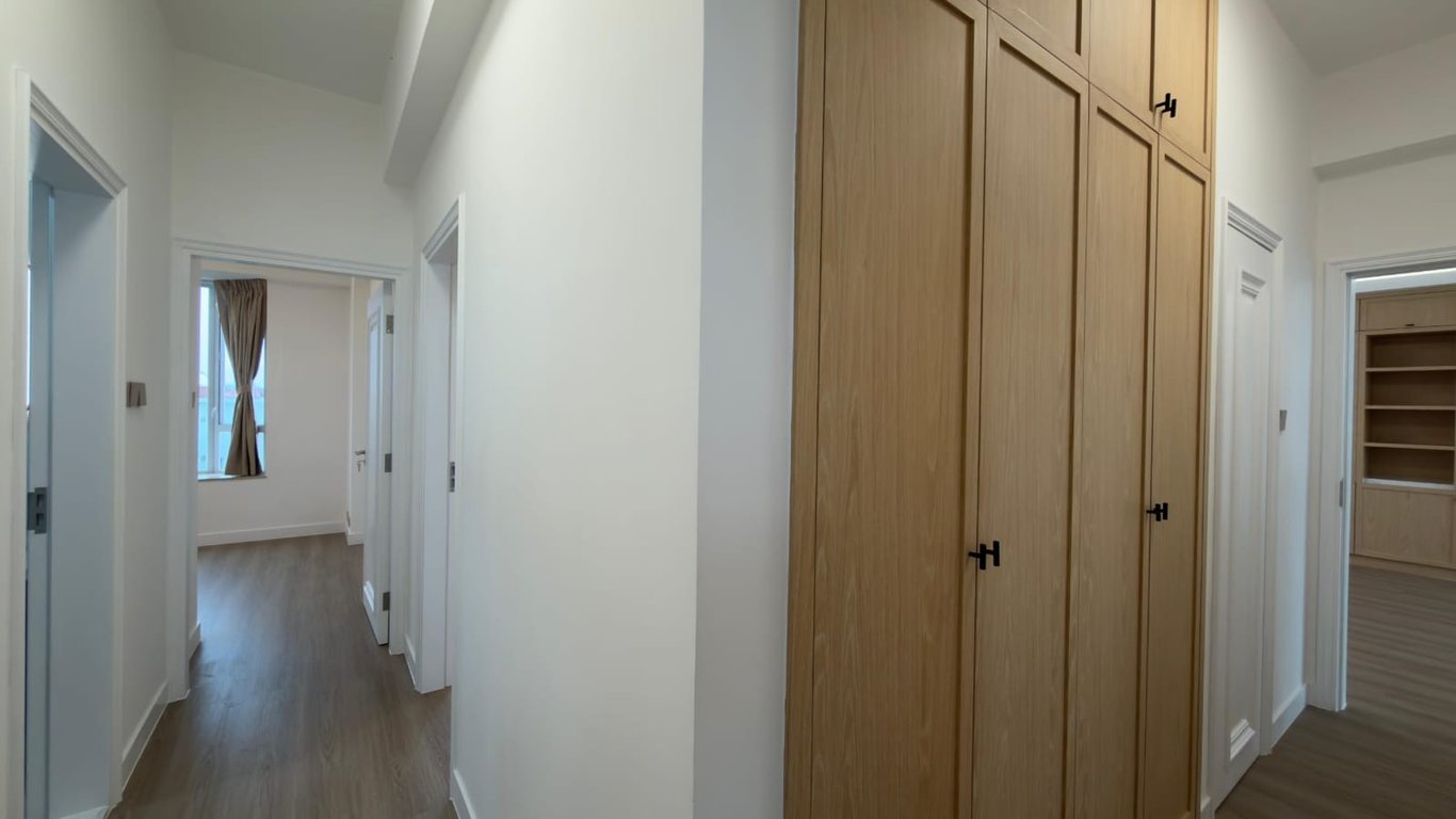 https://img.propertyraptor.com/cdn-cgi/imagedelivery/KD5bF_AFL0JDTbKLWF7z9g/ap8/ap8_001/hornet/prp/img/4f960d93e45d1c83eb04c54813f5dc7a-wtm.jpg/public