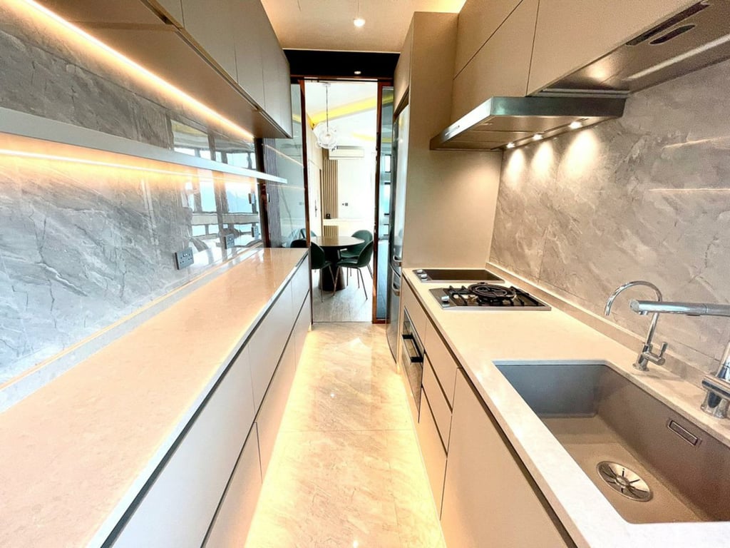 37 Repulse Bay Road