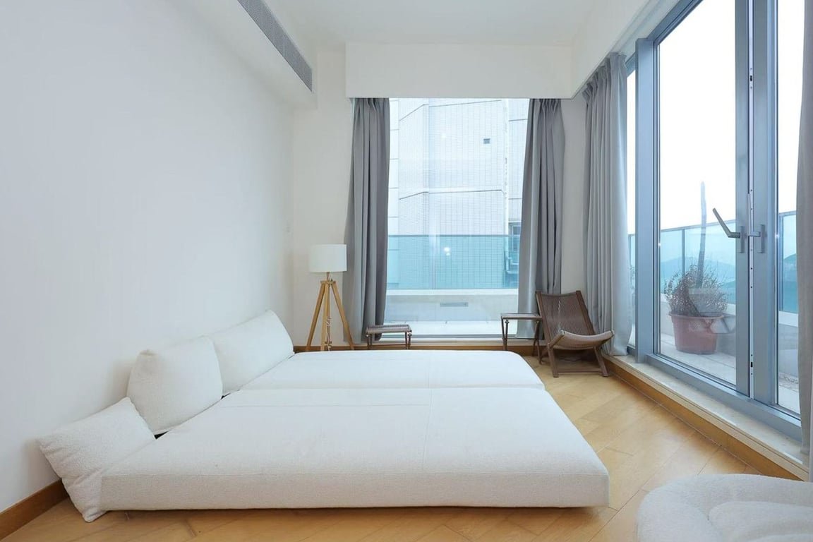 https://img.propertyraptor.com/cdn-cgi/imagedelivery/KD5bF_AFL0JDTbKLWF7z9g/ap8/ap8_001/hornet/prp/img/4ff62ac04b897582b5999c02c296ff83-wtm.jpg/public