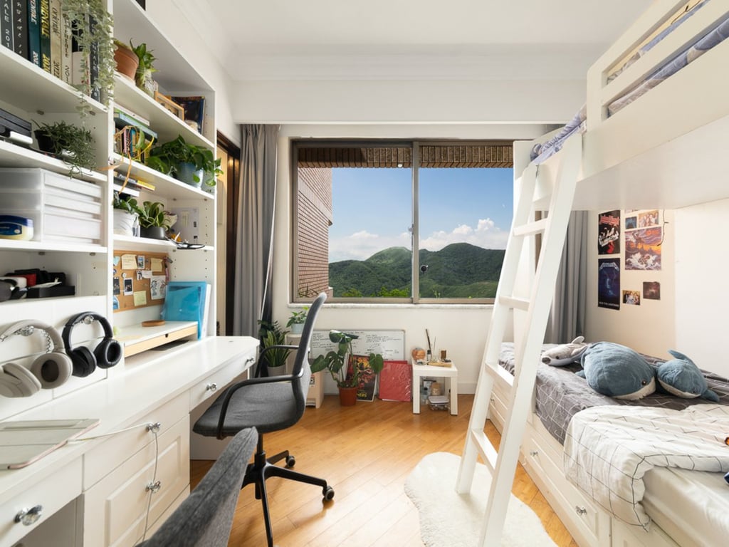 https://img.propertyraptor.com/cdn-cgi/imagedelivery/KD5bF_AFL0JDTbKLWF7z9g/ap8/ap8_001/hornet/prp/img/500476dfa42679aad23cefb32ac8db7d-wtm.jpg/public