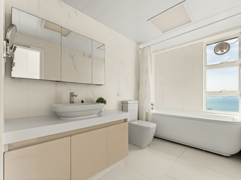 https://img.propertyraptor.com/cdn-cgi/imagedelivery/KD5bF_AFL0JDTbKLWF7z9g/ap8/ap8_001/hornet/prp/img/506037bd91c89a29fdb368e011dc0407-wtm.jpg/public