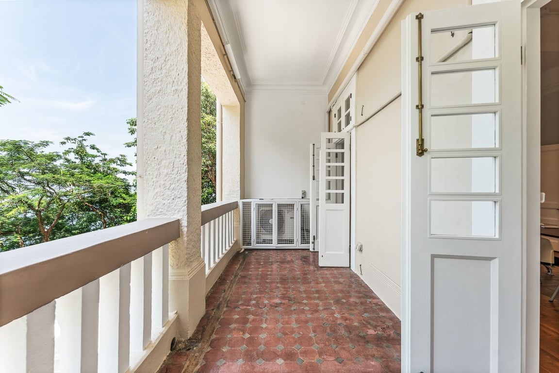 https://img.propertyraptor.com/cdn-cgi/imagedelivery/KD5bF_AFL0JDTbKLWF7z9g/ap8/ap8_001/hornet/prp/img/5063dfd27db94dde805ebce7024bf0f3-wtm.jpg/public